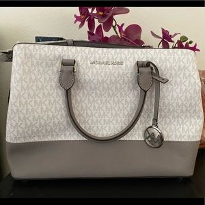 MK savannah satchel bag